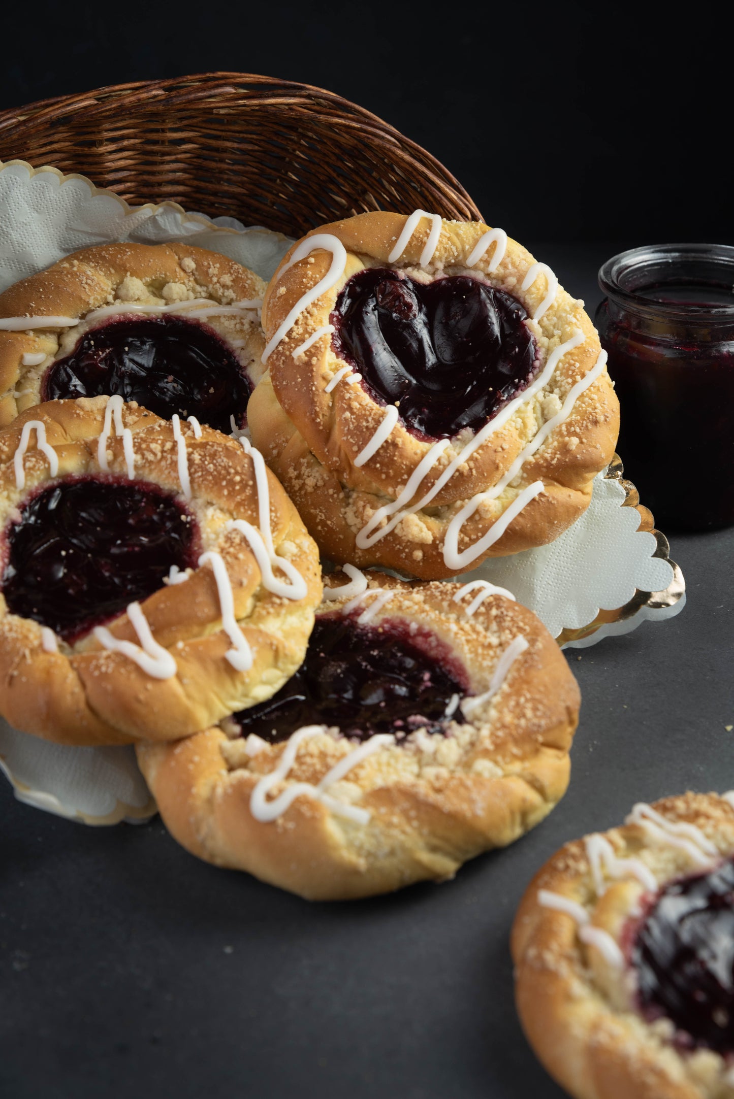 Dzrozdzowka - Traditional Polish sweet roll