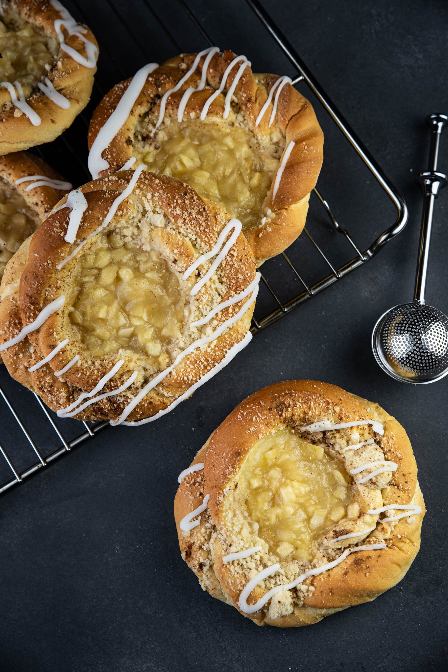 Dzrozdzowka - Traditional Polish sweet roll