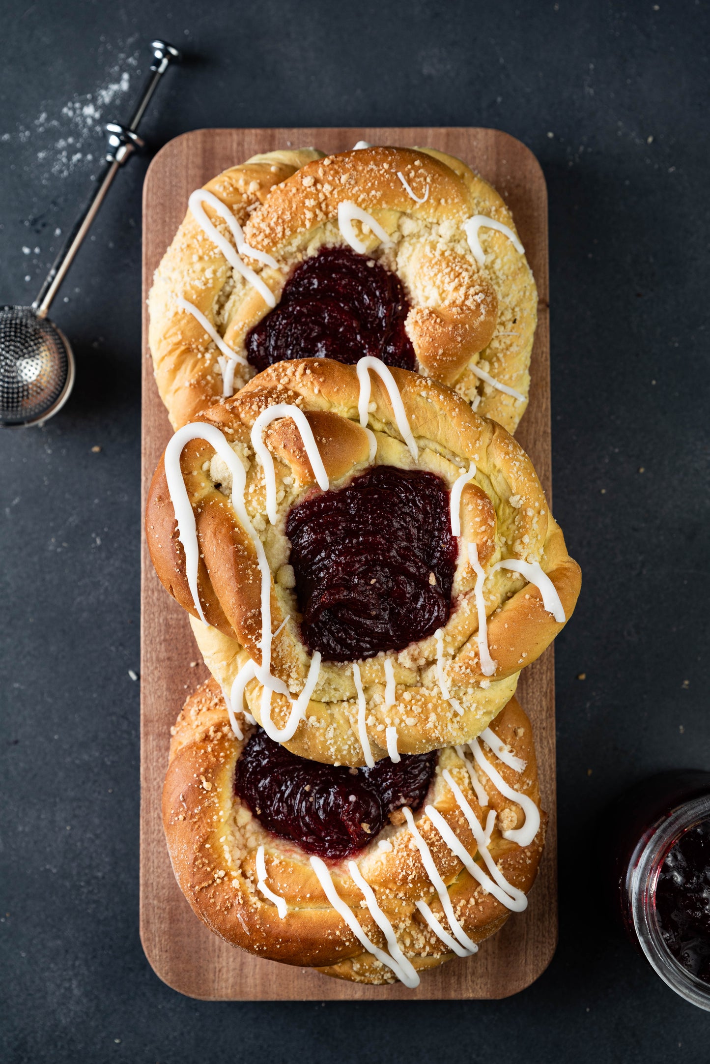 Dzrozdzowka - Traditional Polish sweet roll