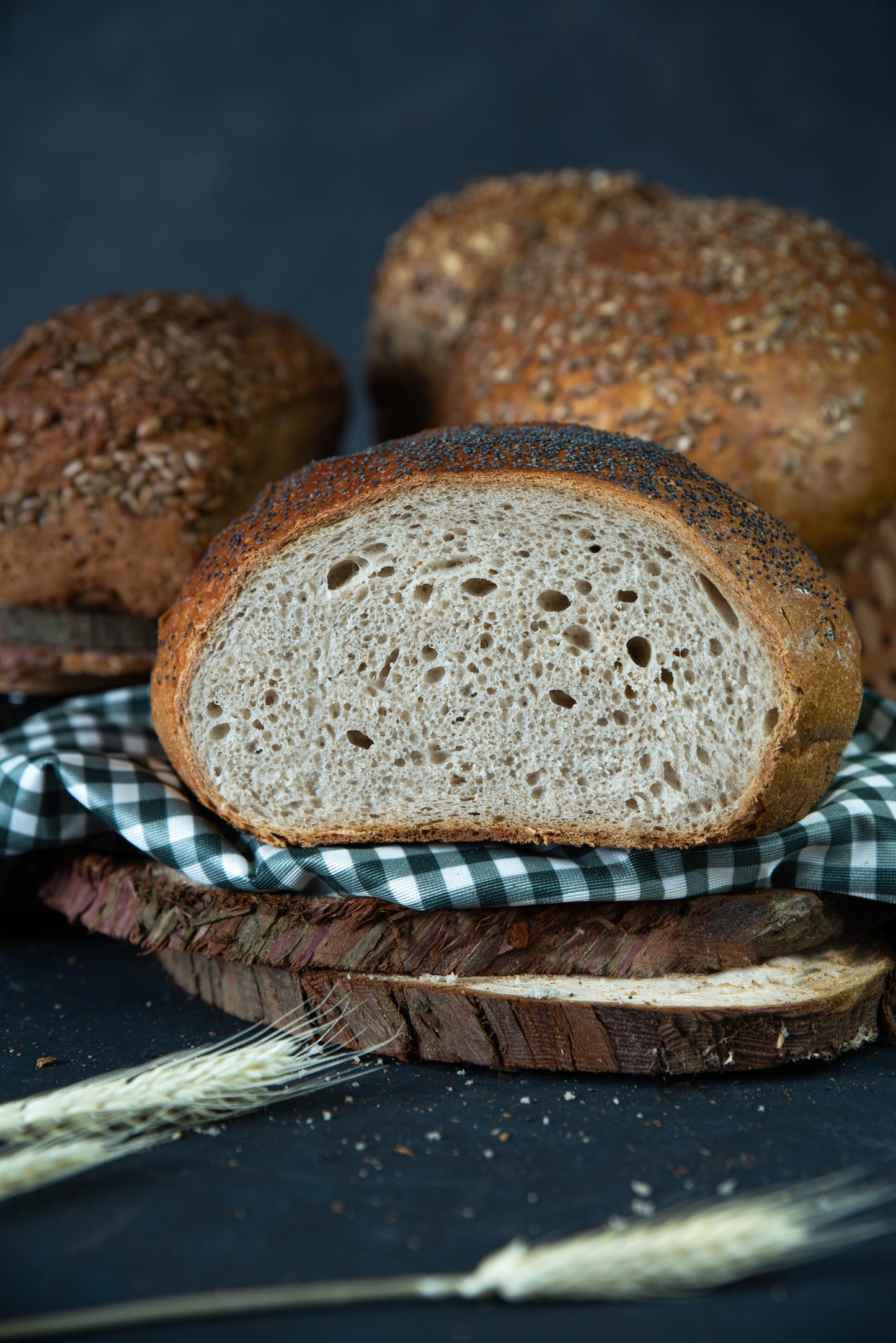 Sourdough w. Poppy