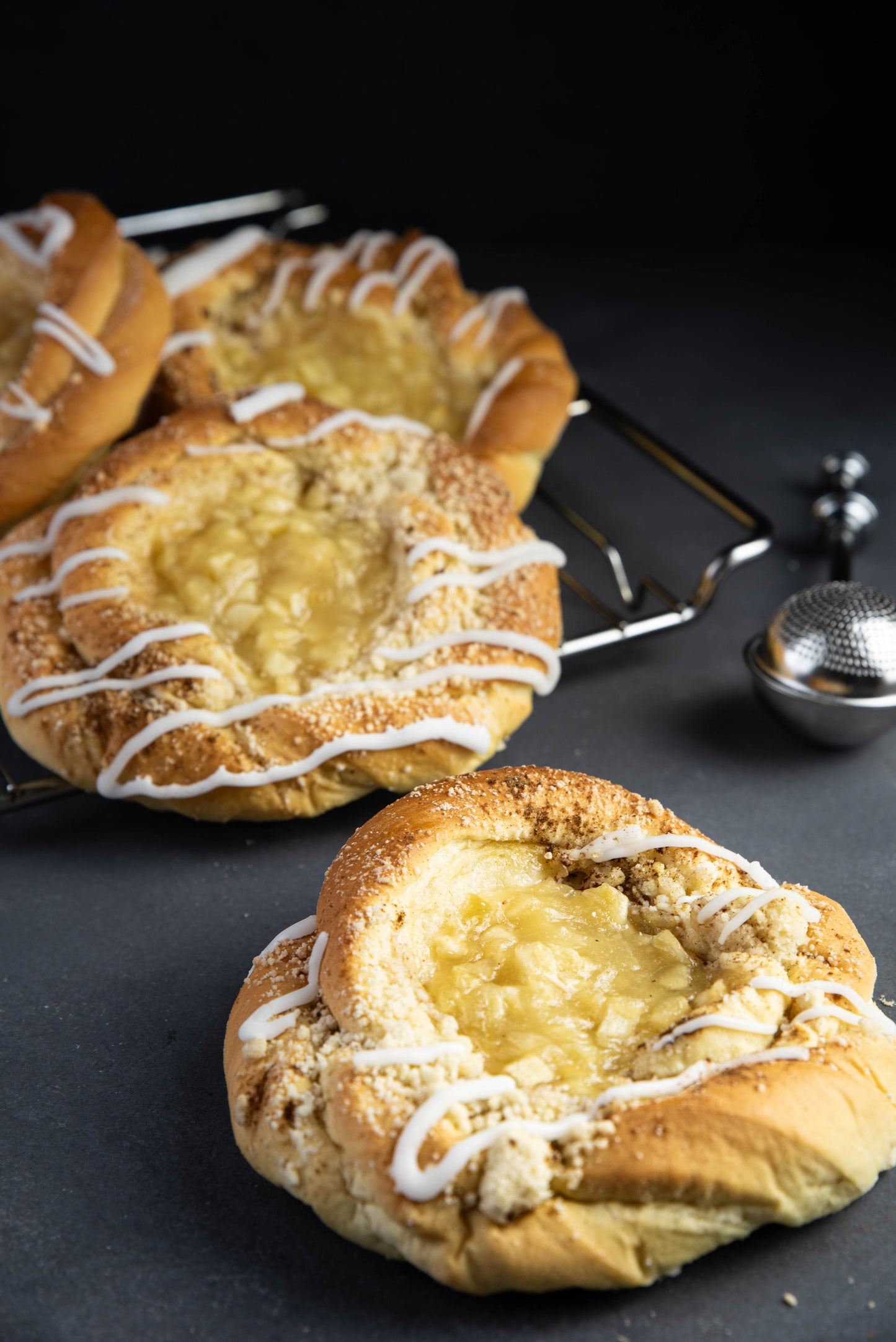 Dzrozdzowka Mini - Traditional Polish sweet roll